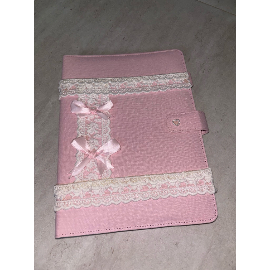 coquette binder