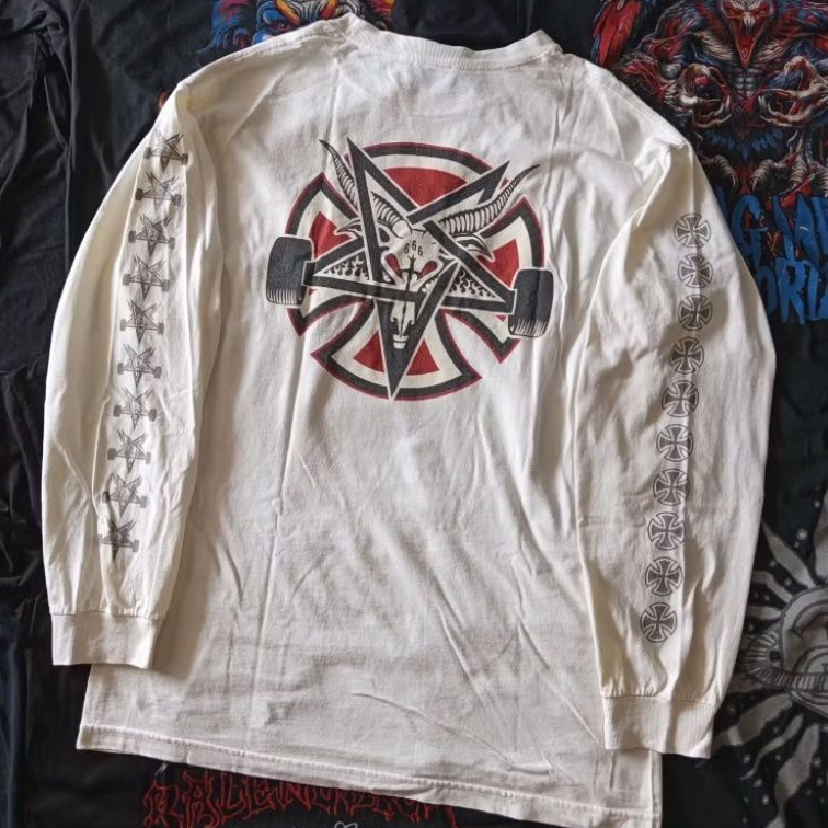 Kaos Long Sleeve Independent Truck Vintage