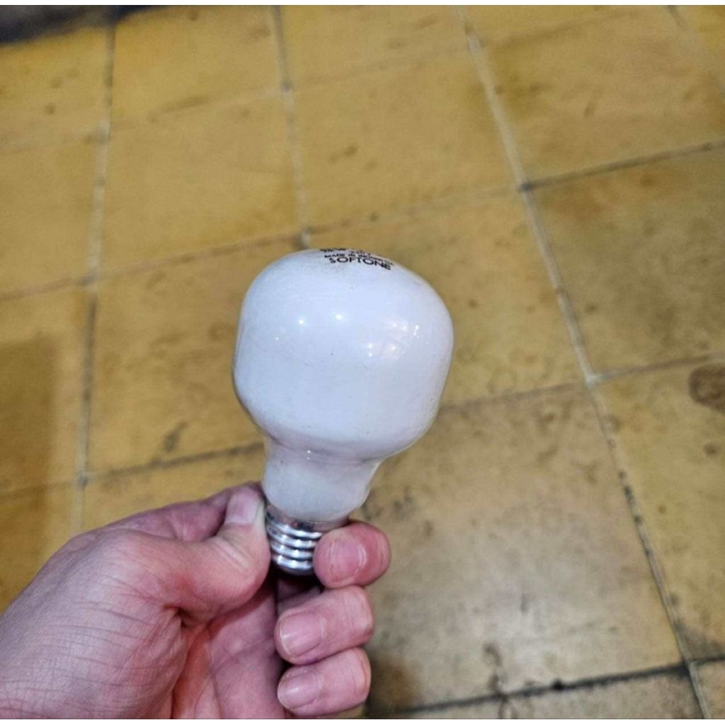 Bohlam Pijar Susu Softone 75 Watt Philips CAHAYA KUNING