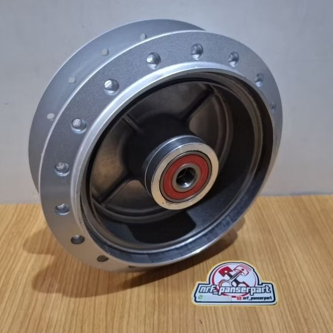 TROMOL BELAKANG HONDA VERZA 150 MEGAPRO NEW MONOSHOCK SET BEARING/LAHER RODA +BOS DALAM TROMOL SILVE