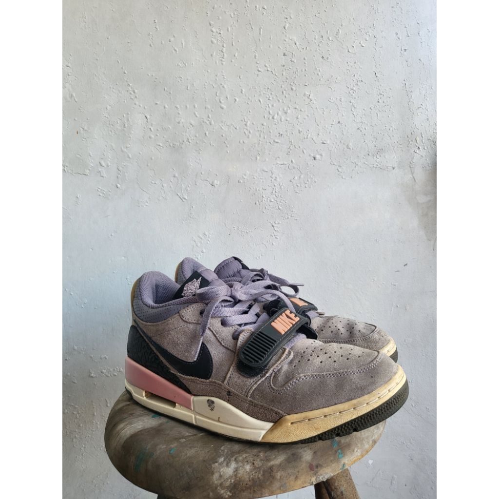 SEPATU Air Jordan Legacy 312 Low 'Gunsmoke'