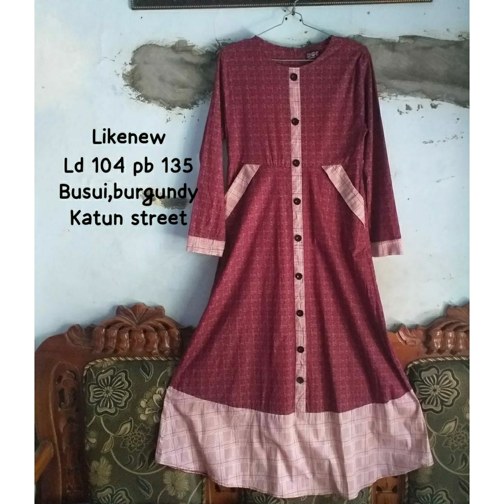 gamis pl burgundy like new