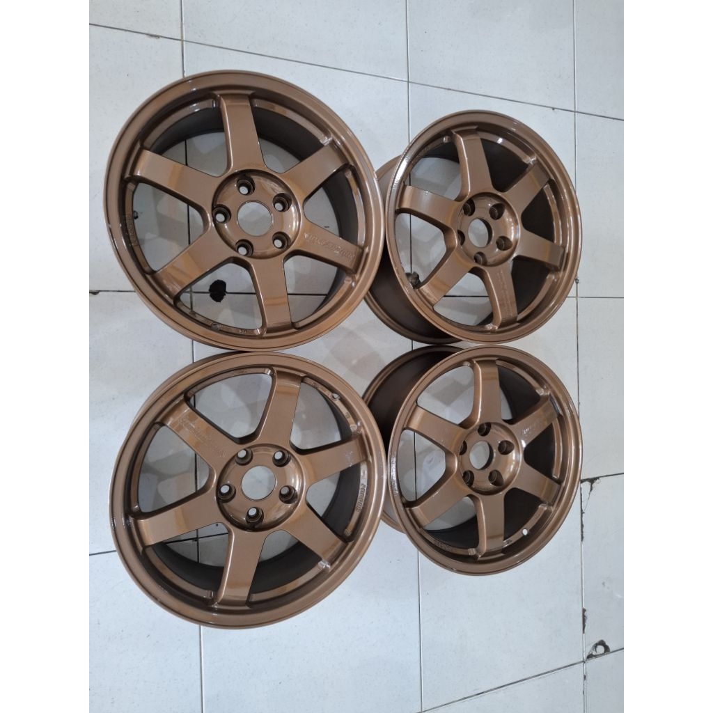 VELG VOLK RAYS TE37 R17 PCD 5X114