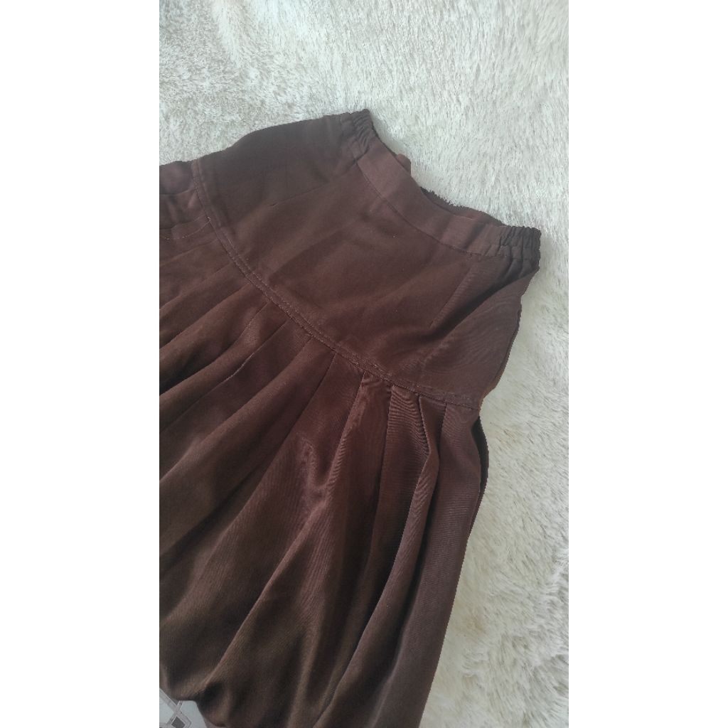Rok Pramuka Turun Pinggang Rok Coklat