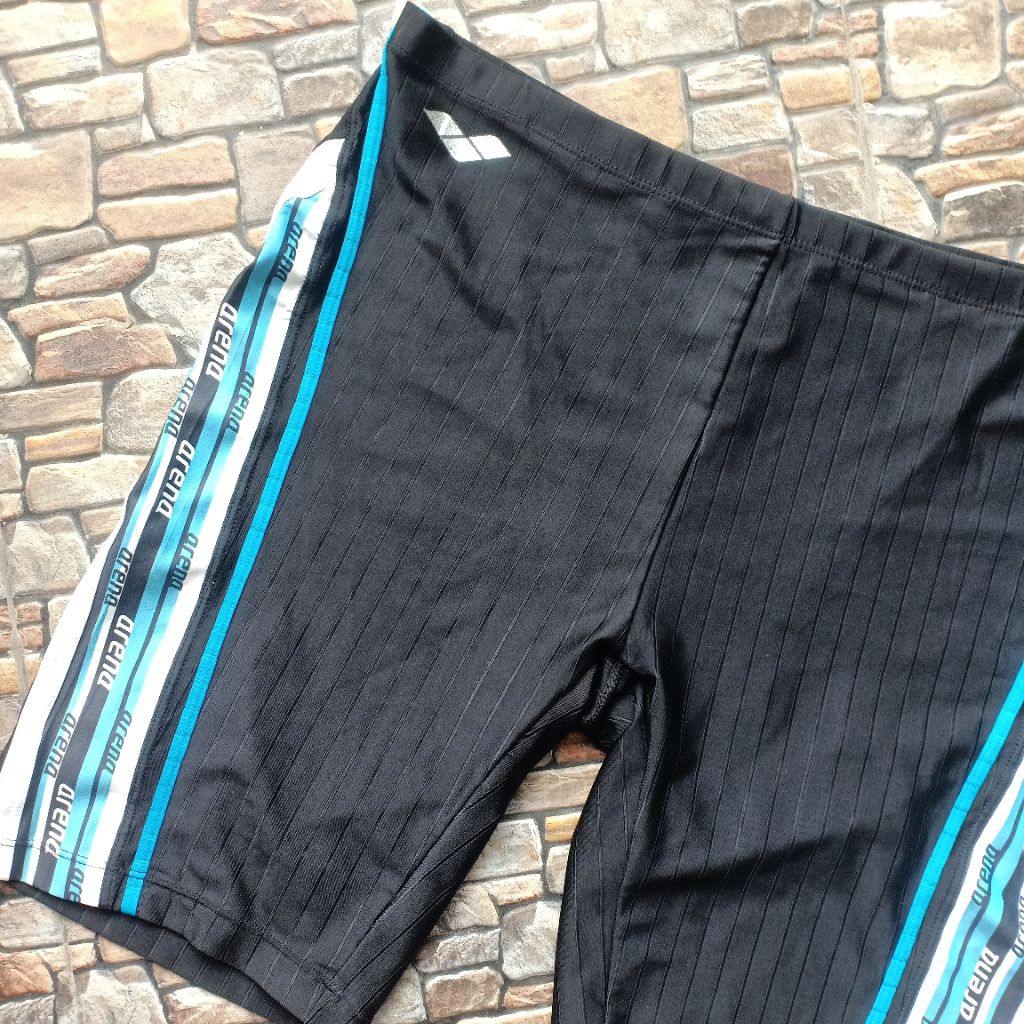 Celana renang pria branded ARENA original preloved, Celana pendek olahraga renang