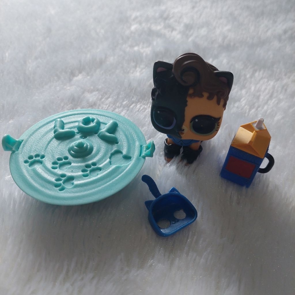 LOL Preloved Original