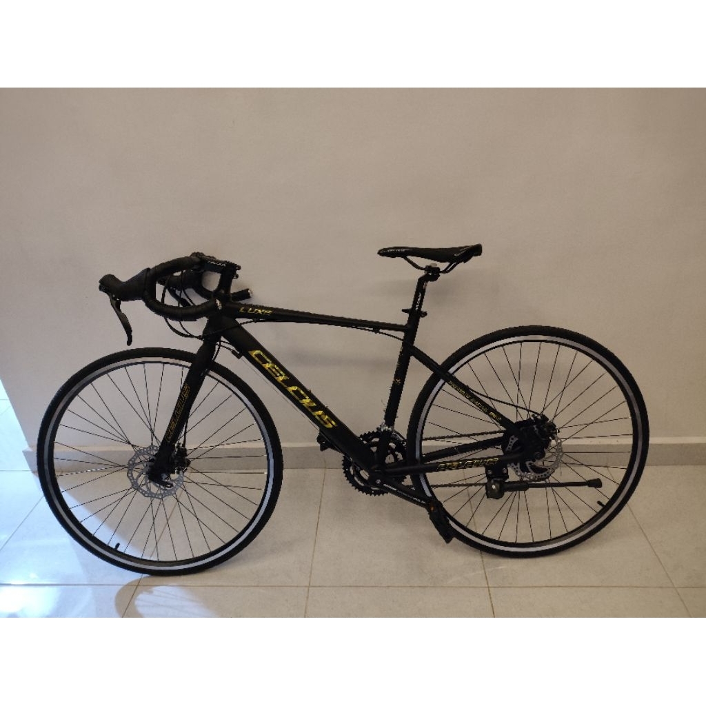 Sepeda Celcius Luxe 700c