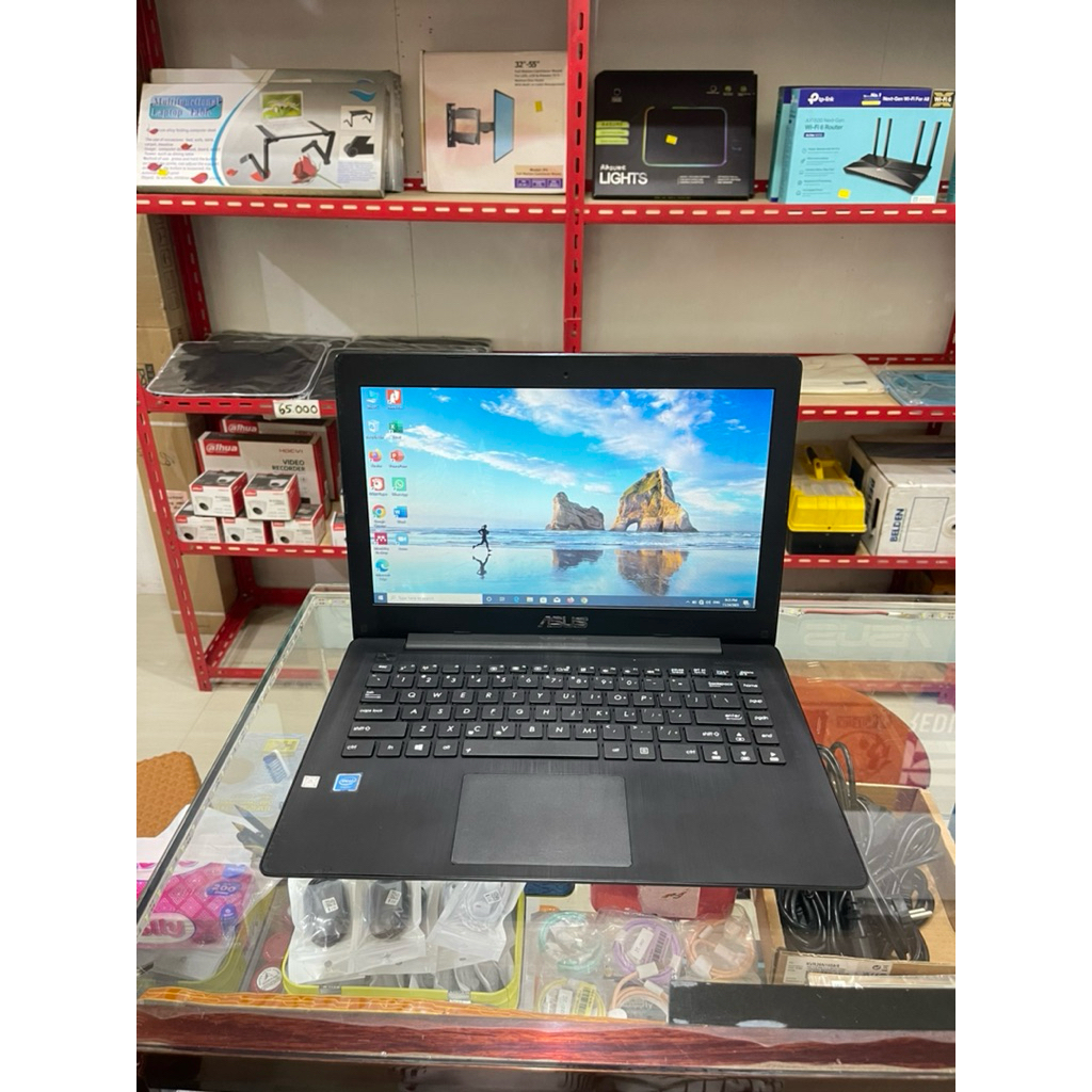 LAPTOP SECOND ASUS X453S celeron/ Ram 8 Gb/ ssd 128 Gb/hardisk 500 Gb