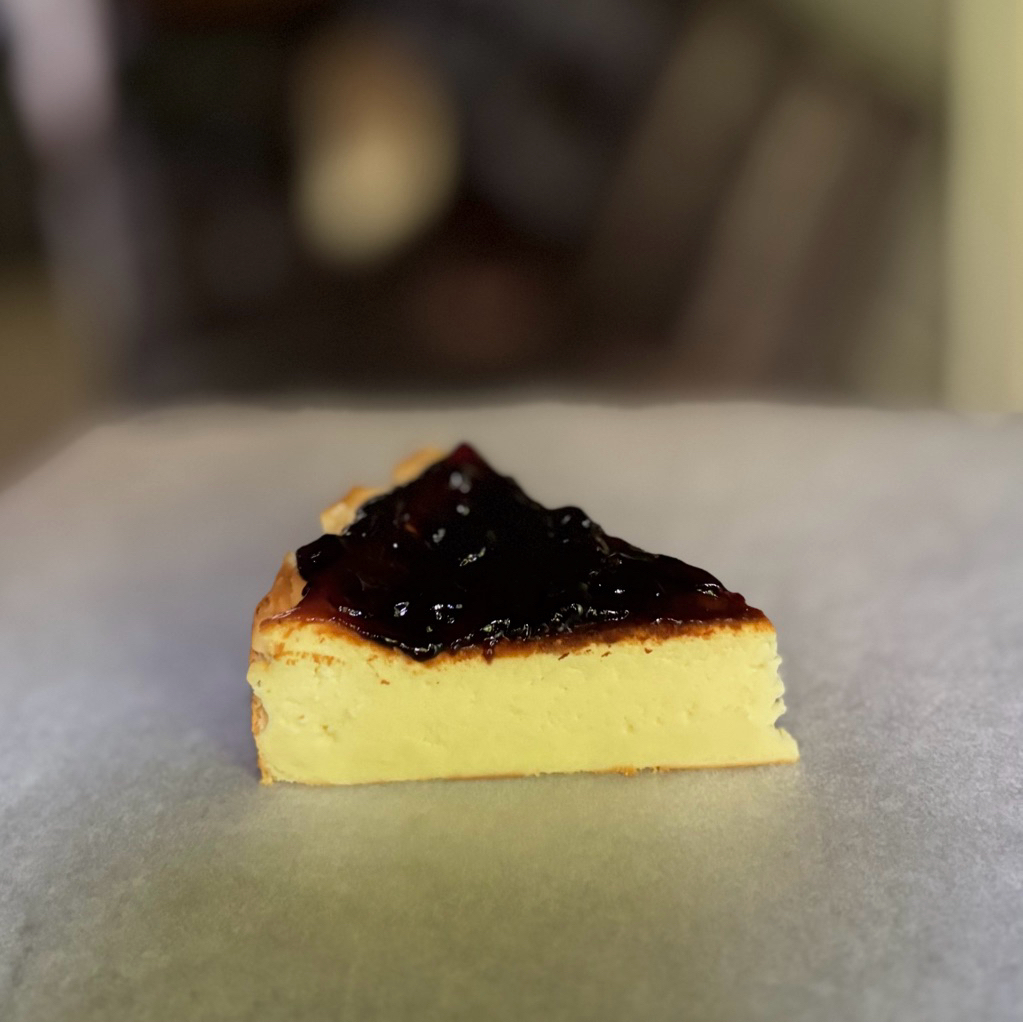 burnt cheesecake blueberry