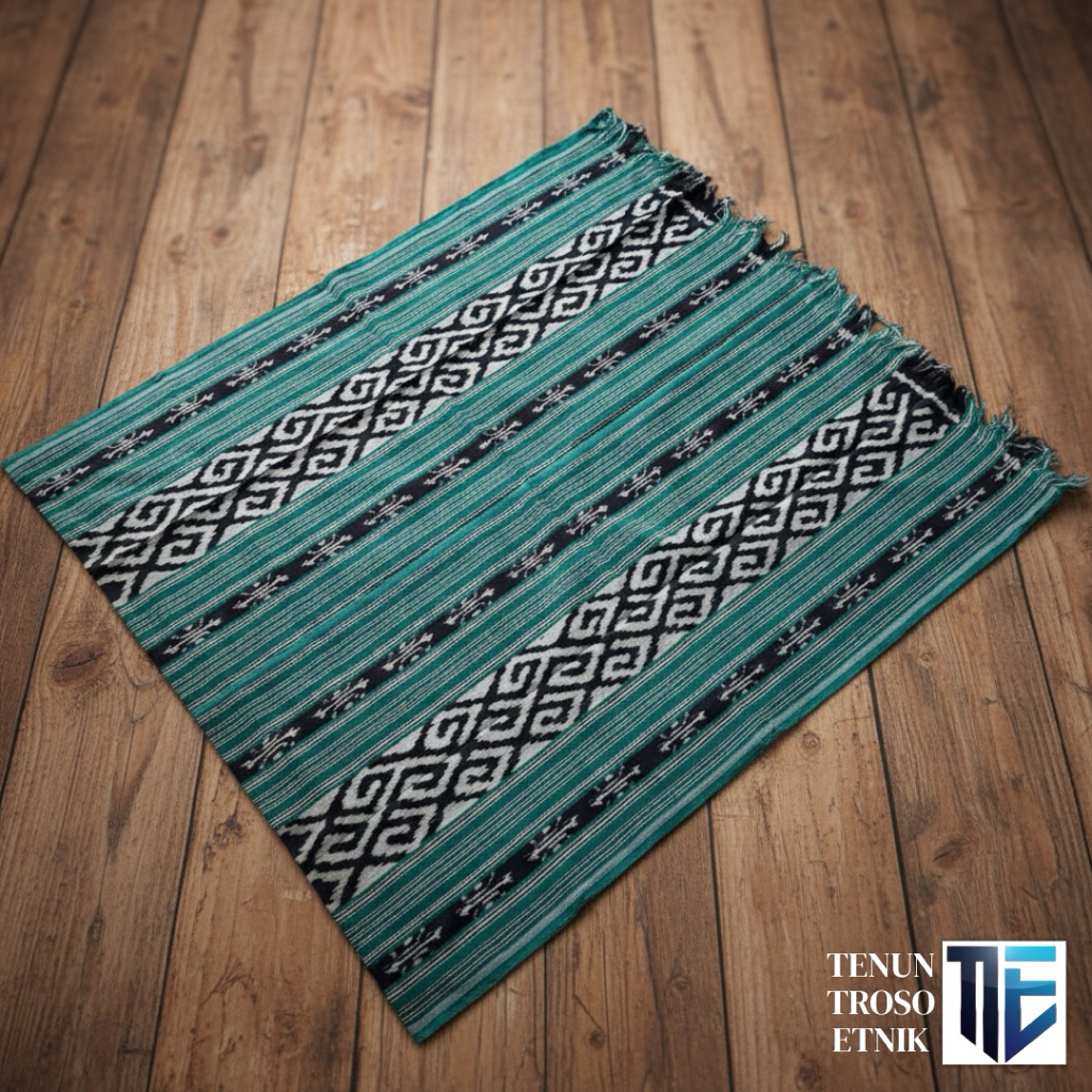 Ready Stok Kain Tenun Blanket Etnik Troso Motif Toraja Hijau K-023