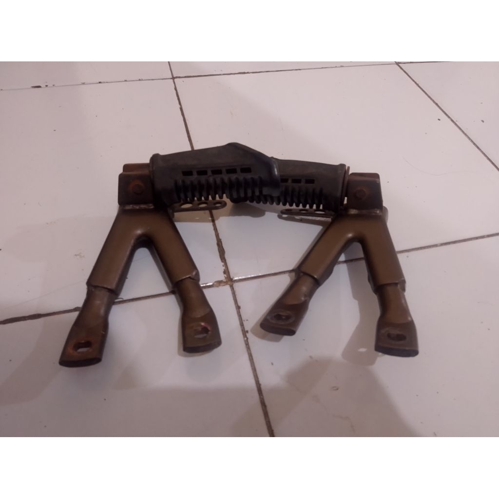 Footstep belakang bustep gantung Trail Hyosung rx 125 monstrac Karion original cakep buat custom mod