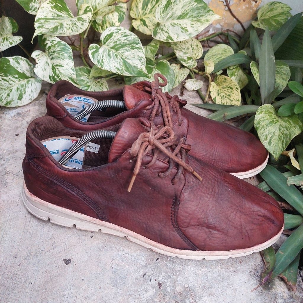sepatu sneakers second timtim size 45(29cm)