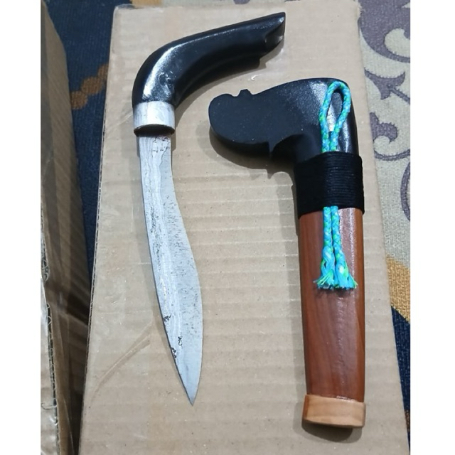 kawali Bugis hitam coklat