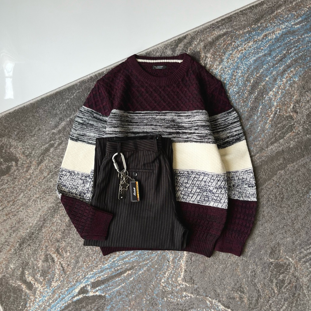 KNIT SWEATER TBJ