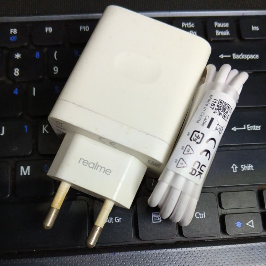 charger realme 33 Watt original copotan