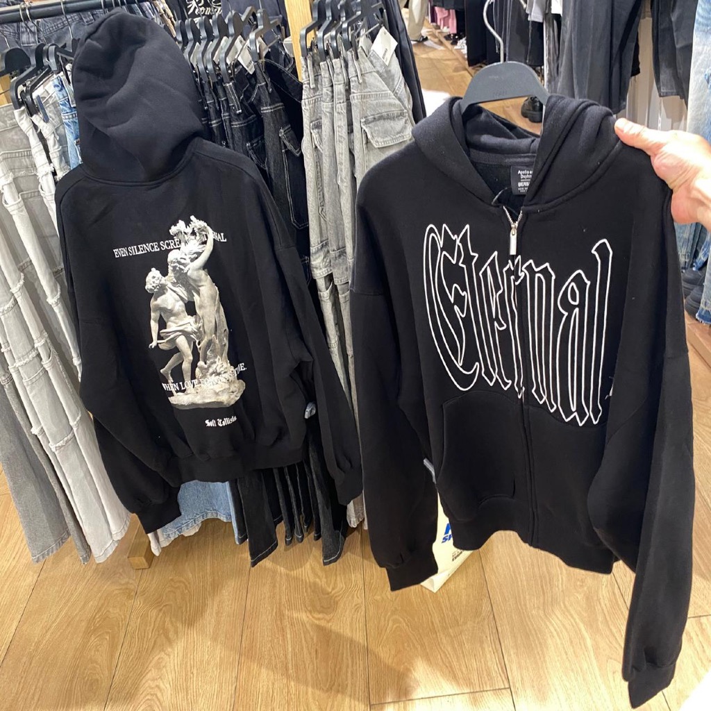 Jastipp. Hoodie Zipper Bershka (MAN)