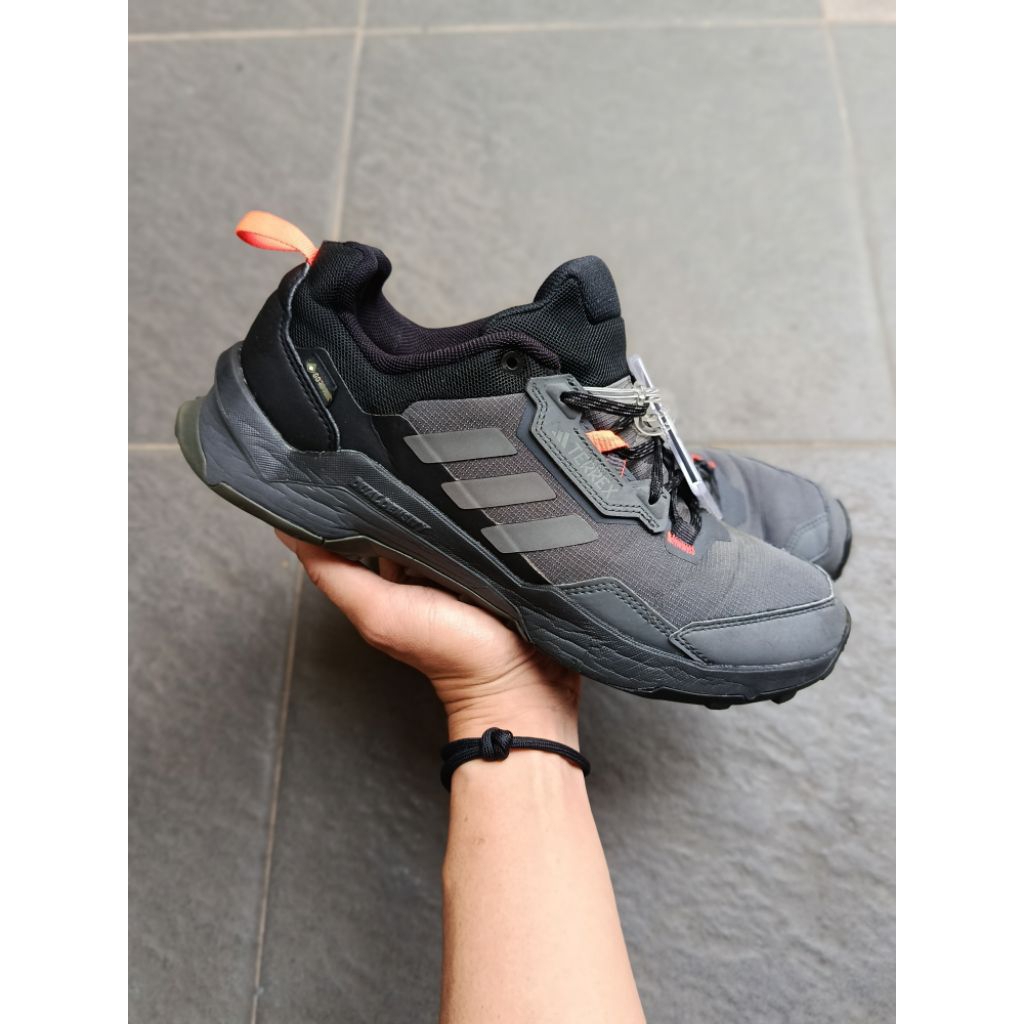 adidas terrex ax4 outdoor