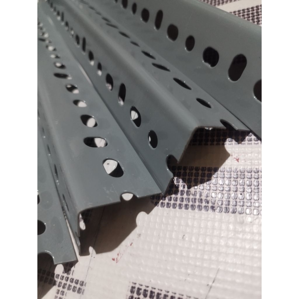 BESI SIKU LUBANG 3M TEBAL 1,1MM