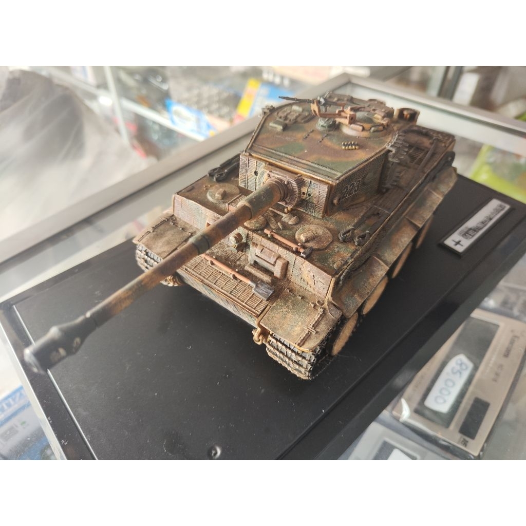 forces of valor unimax skala 1/32 german main battle heavy tank tiger 1 diecast metal display model 