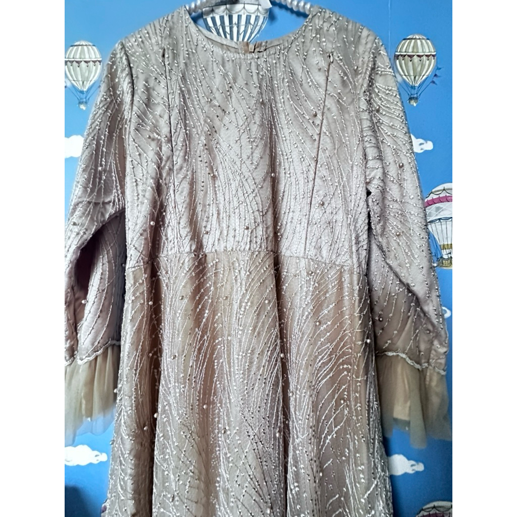 Preloved dress / dress kondangan Lizahrani signature size L