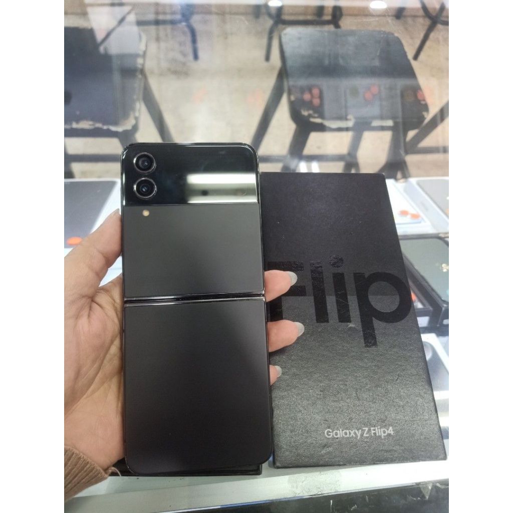 SAMSUNG Z FLIP 4 SECOND FULLSET