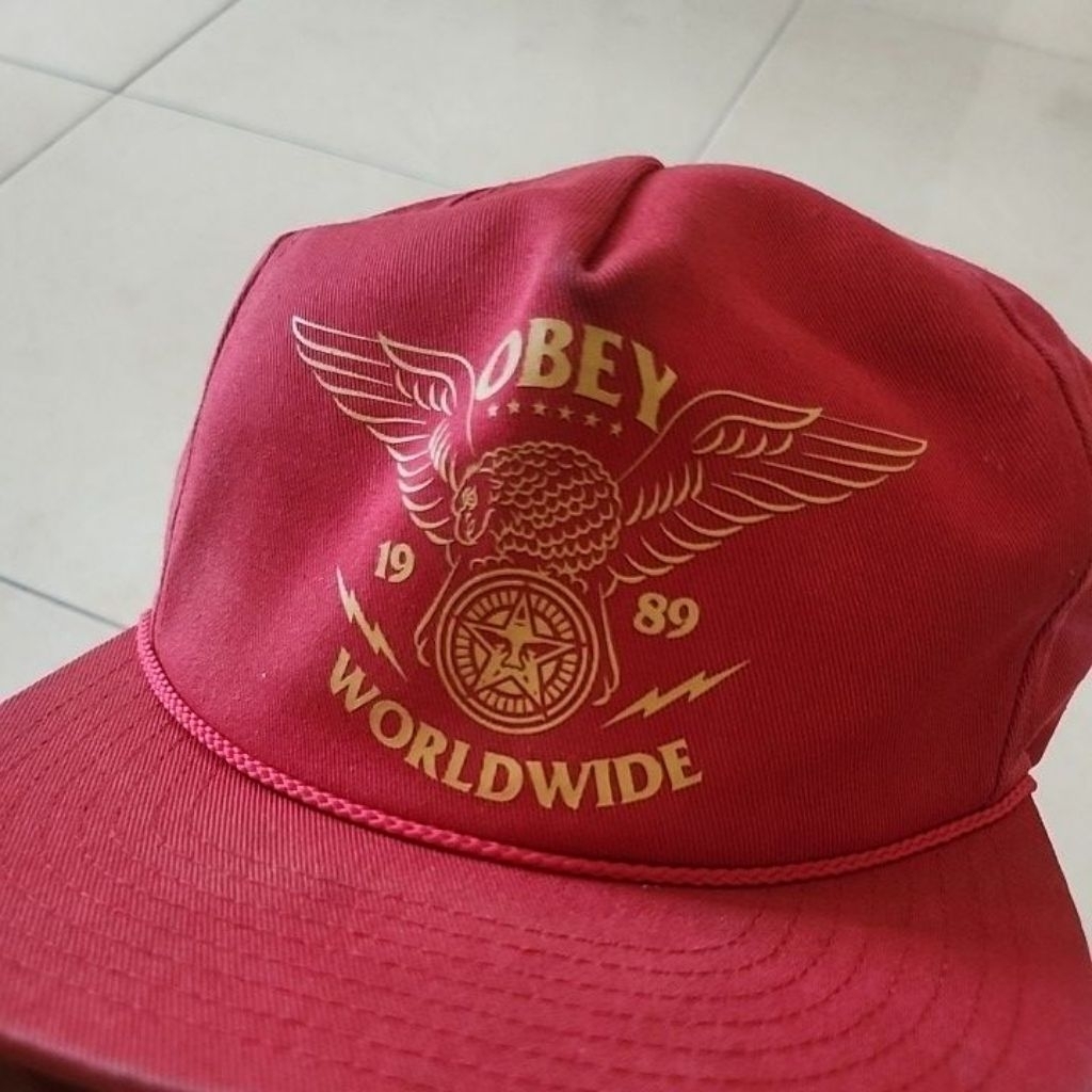 preloved topi obey
