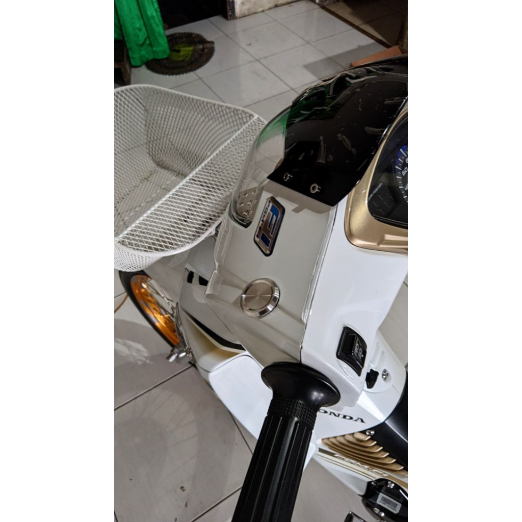 Koinan/tutup lubang spion wave 125