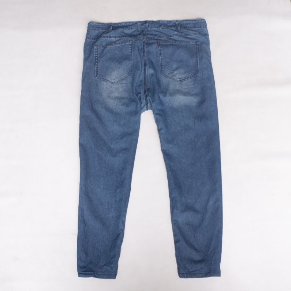codile jeans size 42 fit 44