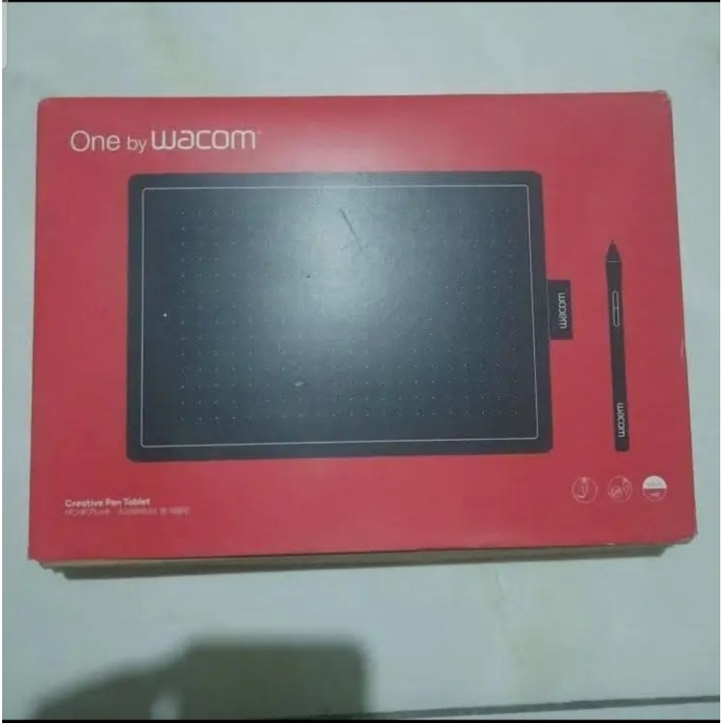 One by Wacom Medium CTL-672 [preloved/bekas/second]