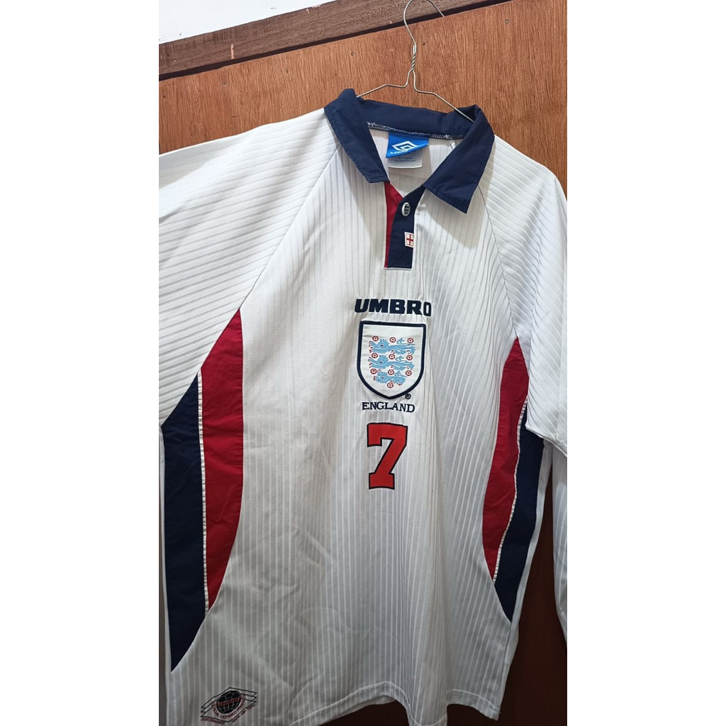 Preloved England Home Jersey 2001-2003 (Era Beckham #7)