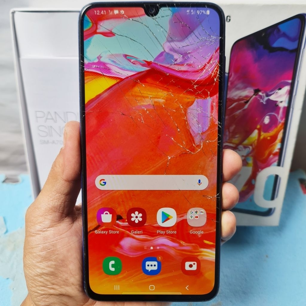 Handphone Hp Samsung Galaxy A70 Second 8/128 Dual Sim Eks Garansi Resmi Sein Original