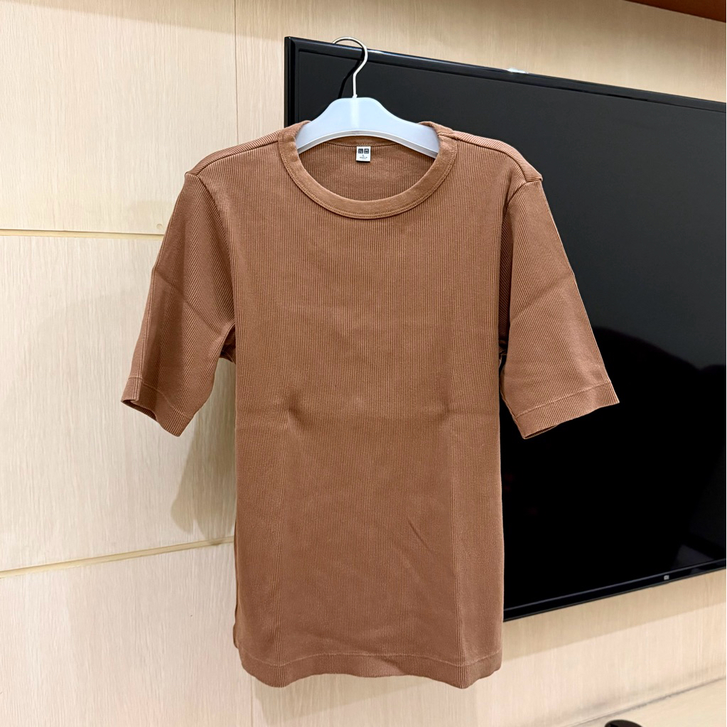 ORI UNIQLO SHIRT - COTTON original store uniqlo basic T-shirt katun wanita - atasan wanita GU UT alm