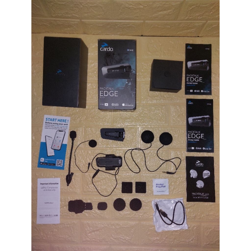 Intercom Cardo Packtalk Edge