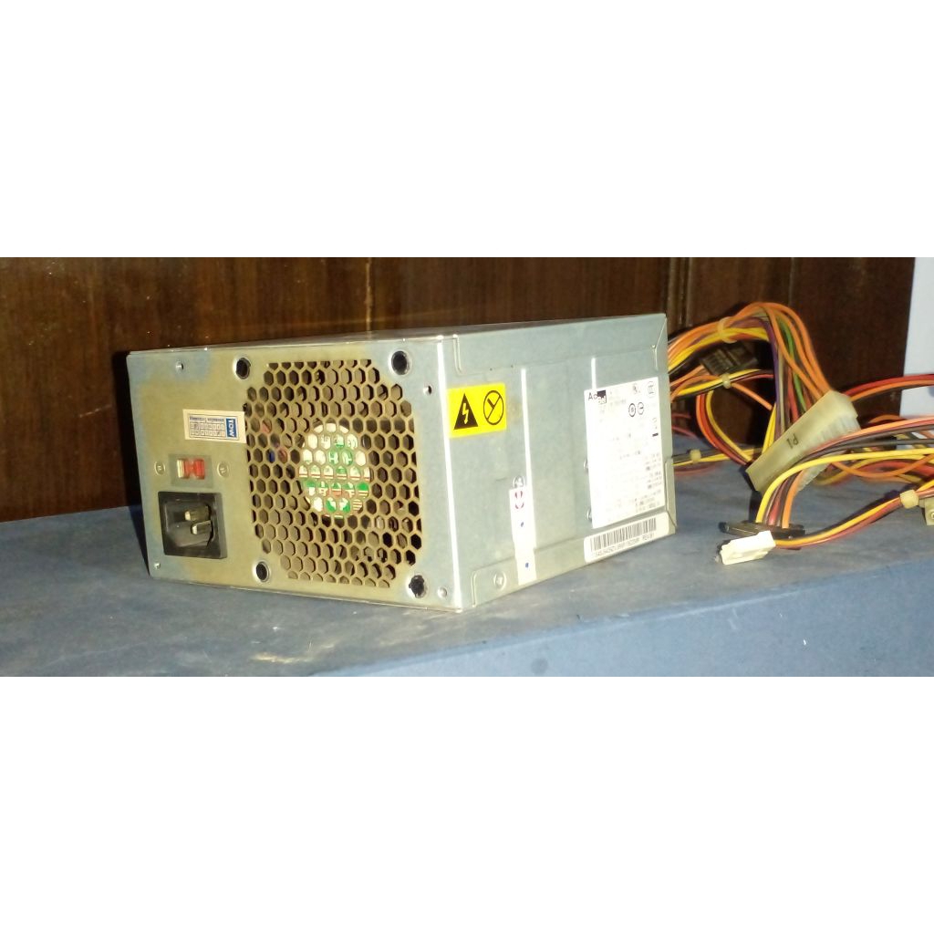 Power dupply builup AcBel