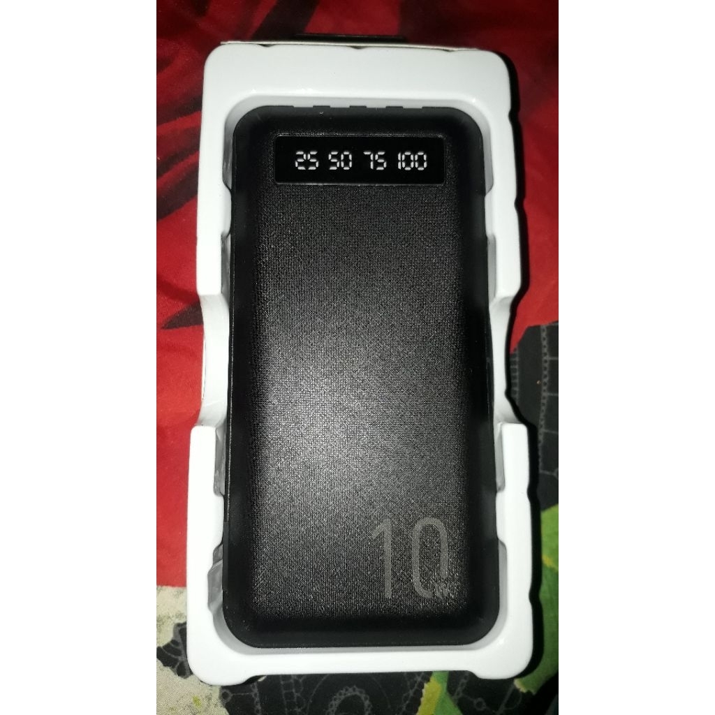 Powerbank Digital Display Kivee Basike 10.000mAh