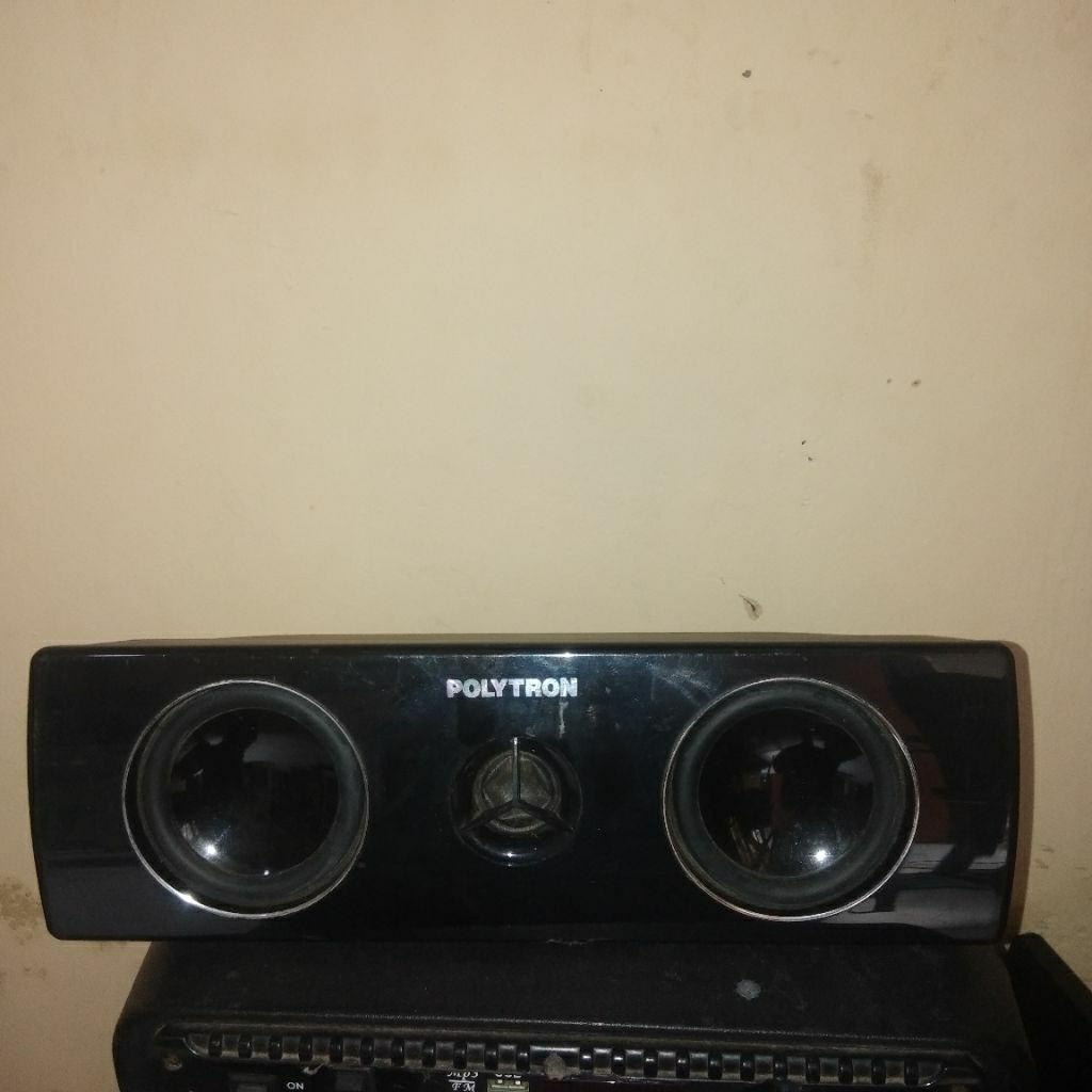 speaker center POLYTRON