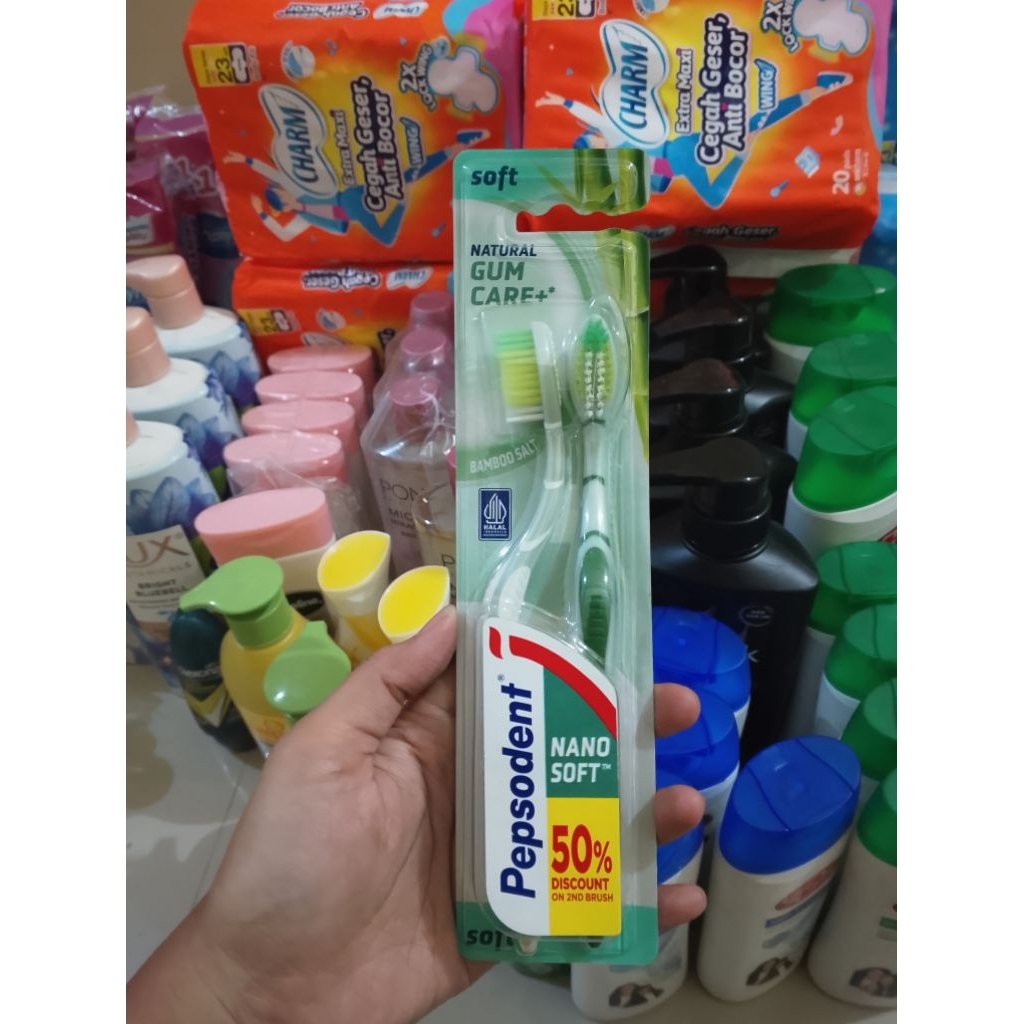 Sikat gigi Pepsodent isi 2