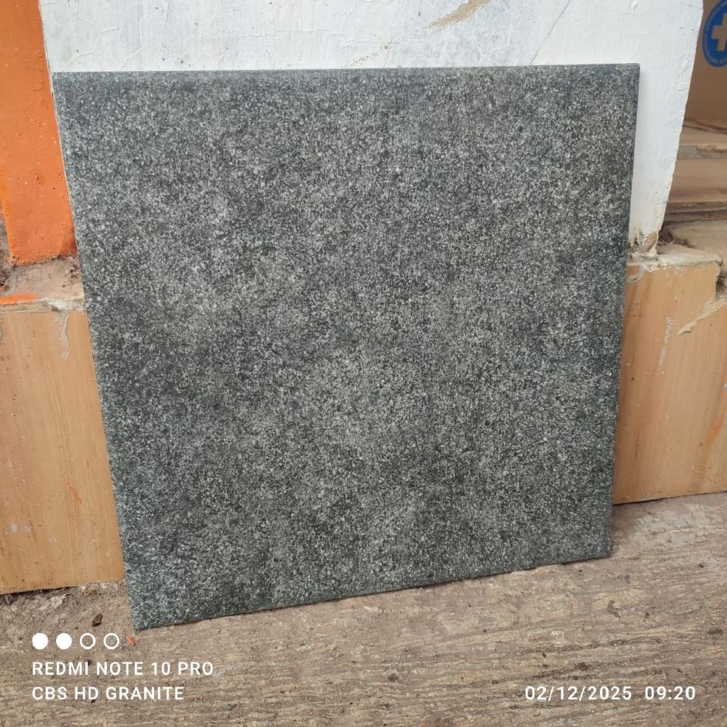 keramik lantai carpot uk 30x30 everest nero