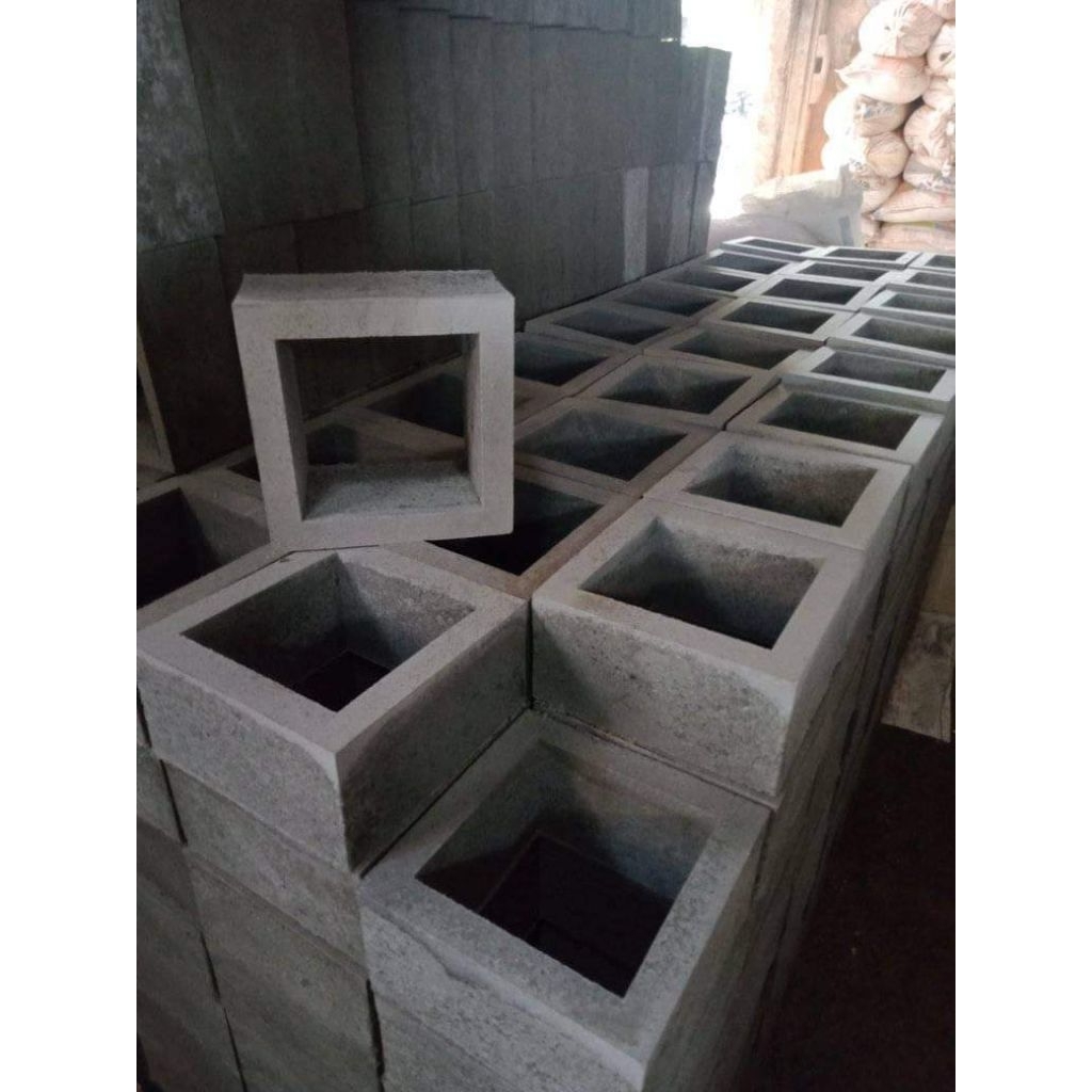 ROSTER BETON MOTIF KOTAK POLOS ABU ABU ROSTER BETON LUBANG BESAR ROSTER MINIMALIS