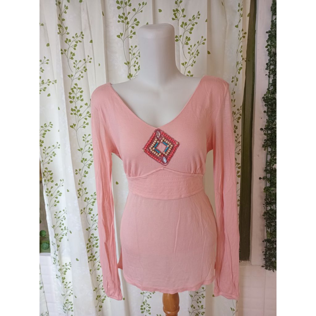 Blouse kaos tali kerah v adem pink wanita