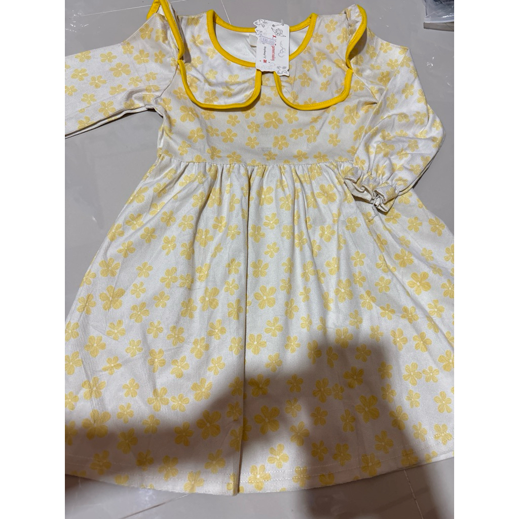 Dress lengan panjang kuning bunga anak 3-4 tahun M