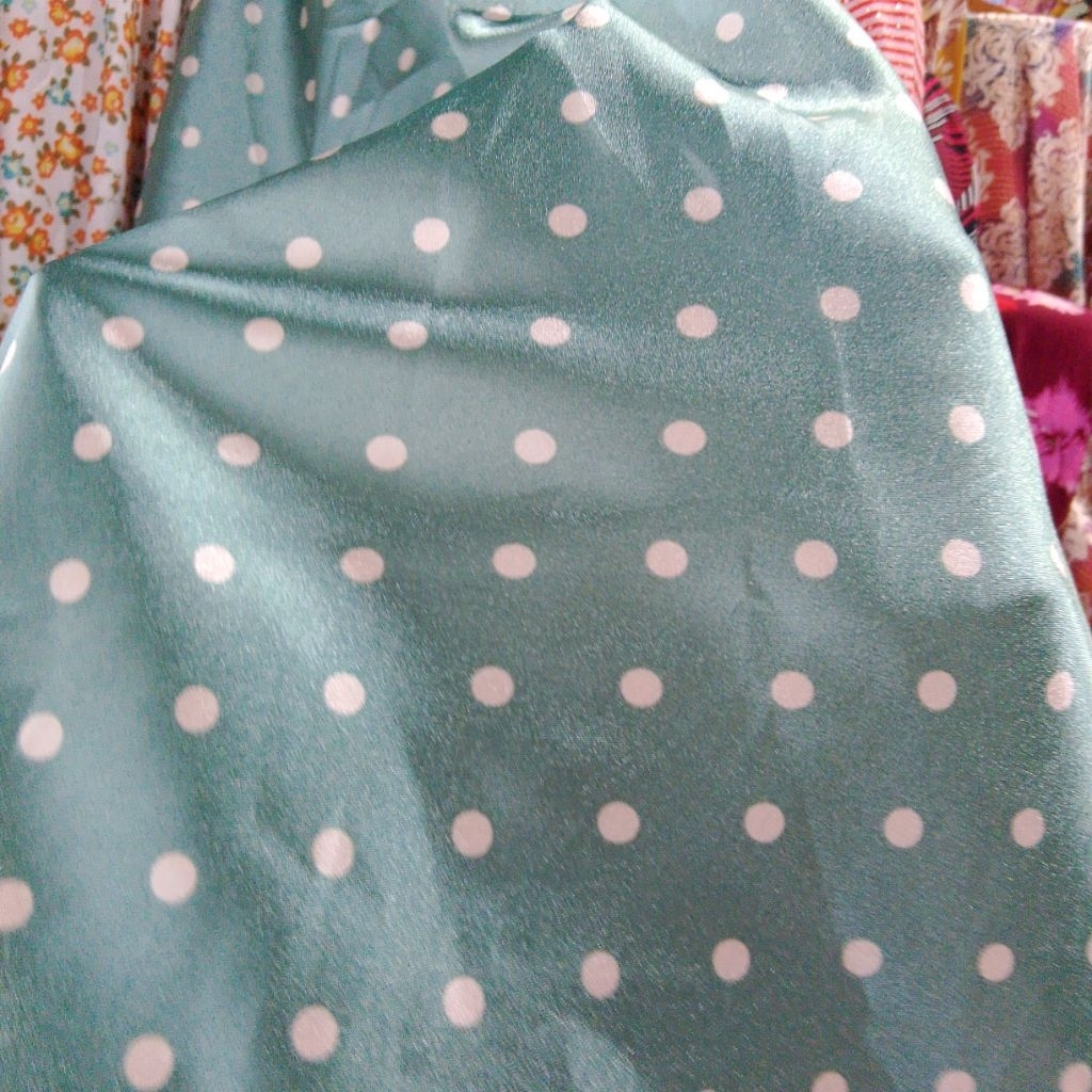 Kain Satin Silk Polkadot Hijau Tosca Mint Premium Meteran | Bahan Baju Hijab Gamis Piyama Mukena Aj