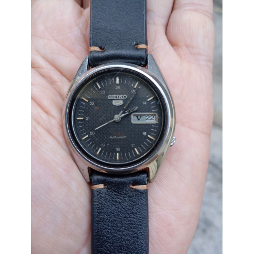 jam tangan seiko military cal 7009 3040 black dial automatic second