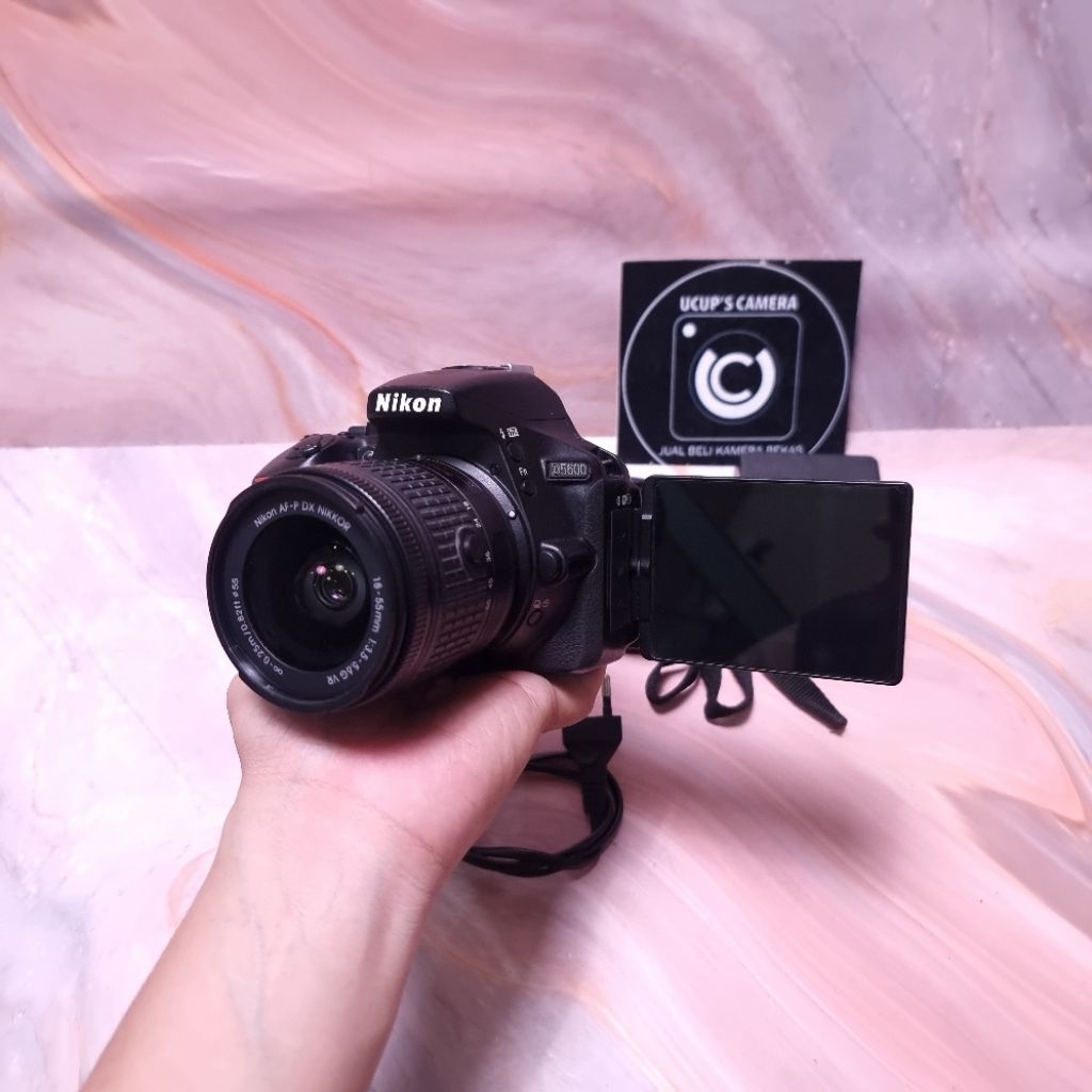 Nikon D5600 Kit VR DSLR