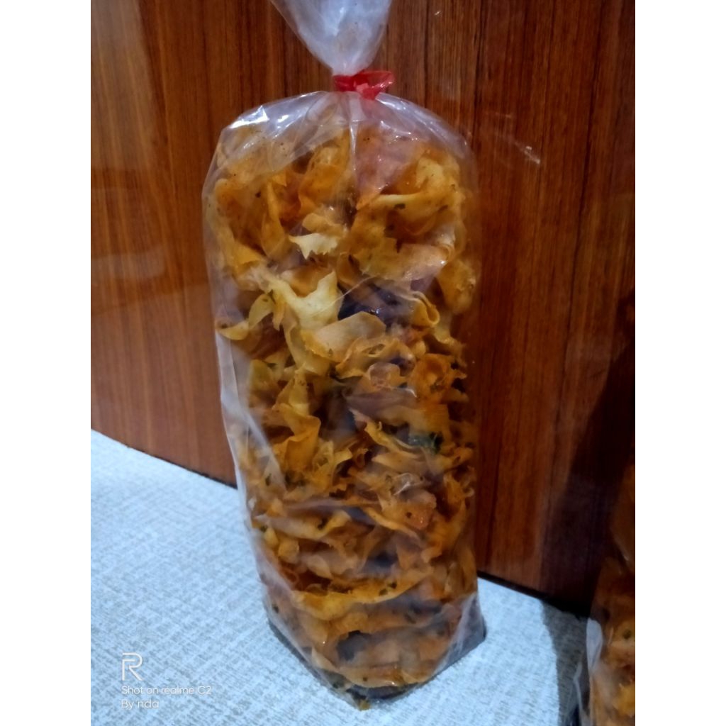 keripik singkong Brekele pedas asin