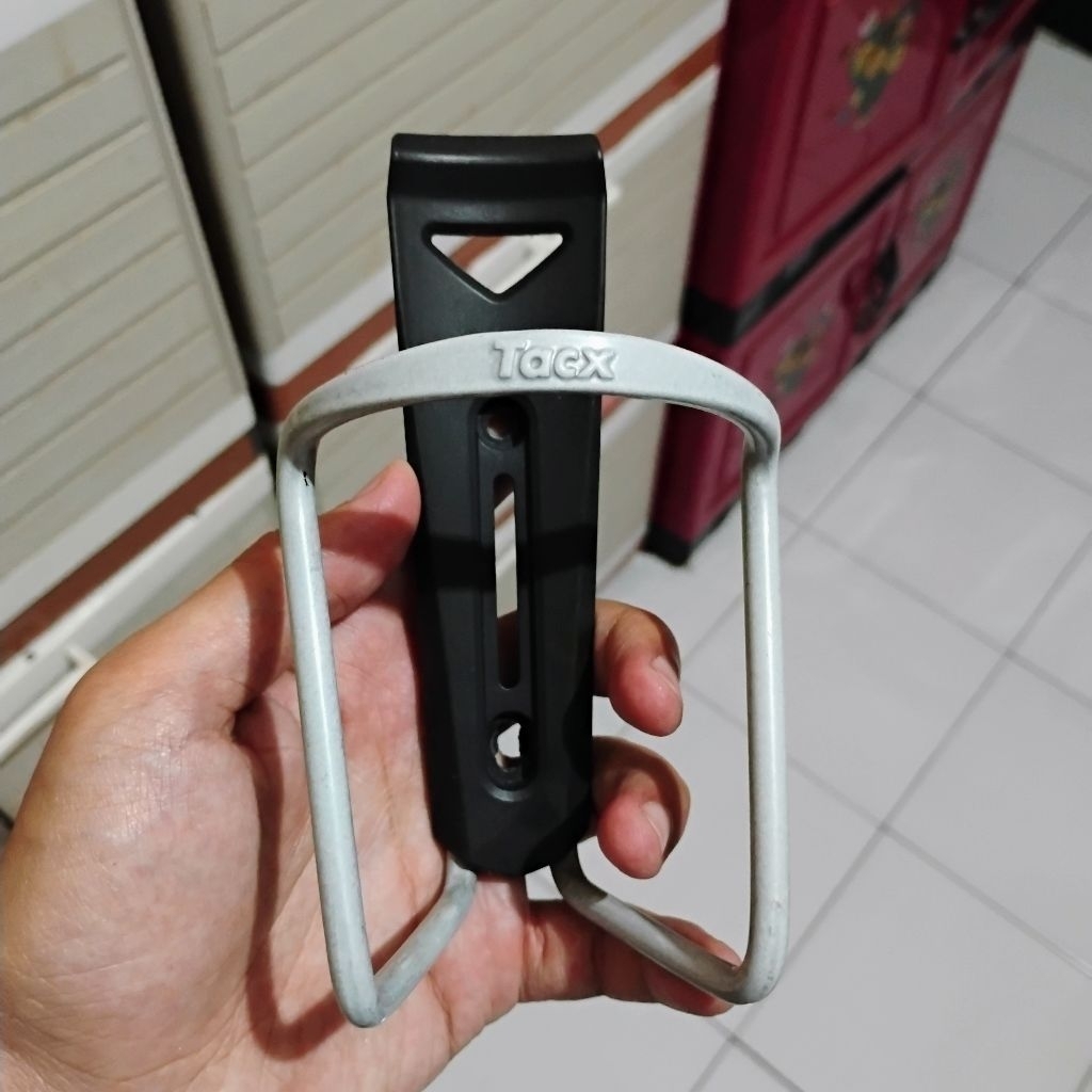 Tacx bottle cage original tempat bidon botol minum sepeda kokoh