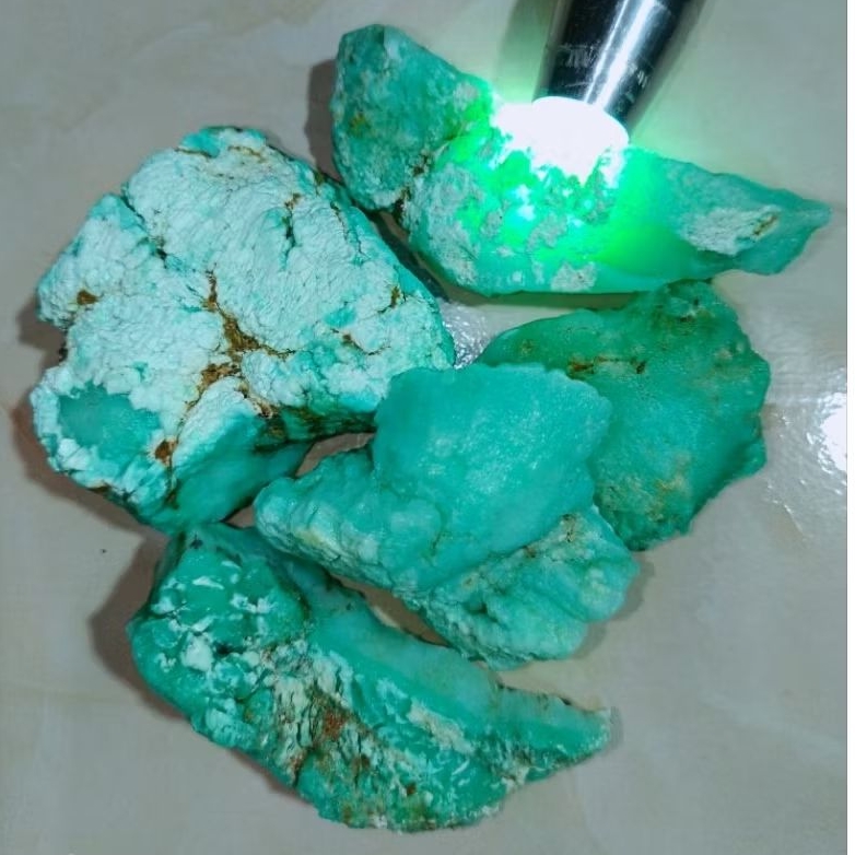 Batu giok natural bahan batu akik giok bau bau