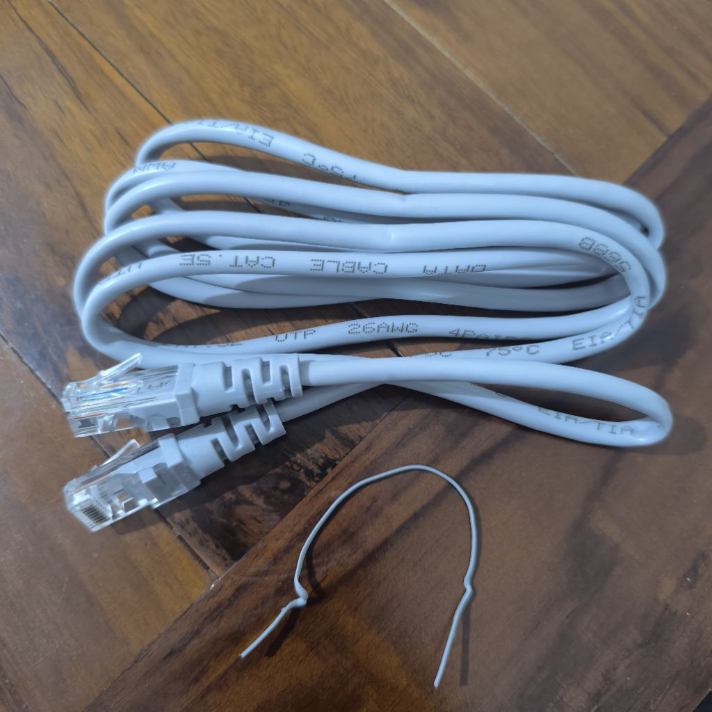 Kabel LAN Cat 5E 1.5 Meter — Kabel Network Internet RJ45 — Kabel Modem Router PC Laptop