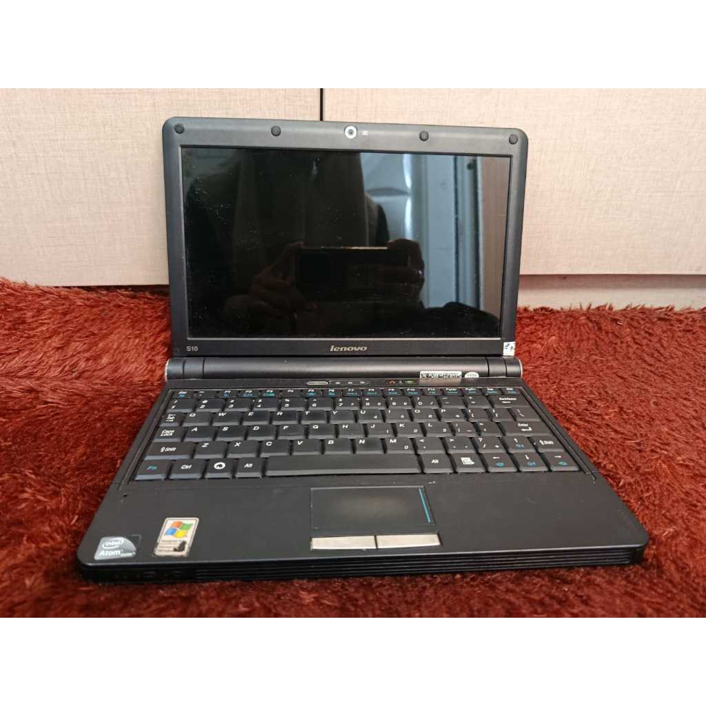 Laptop Lenovo 11G3G  Windows 7 Ultimate 32-bit  Processor Intel atom N270 1.6GHz Ram 2 GB  Penyimpan