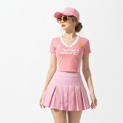 Crop Top Vneck Bahan Stretch Manchester United MU Wanita - Fans Club Football Edition, Crop Body Fit